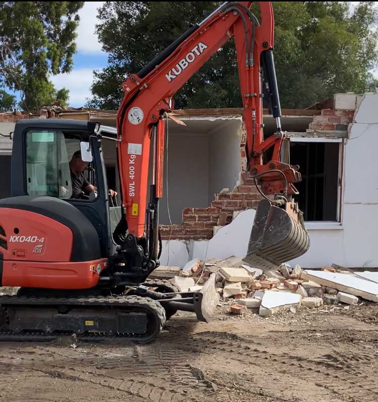 Demolition Adelaide - Residential and commercial demolitions Demolition Adelaide - Residential and commercial demolitions